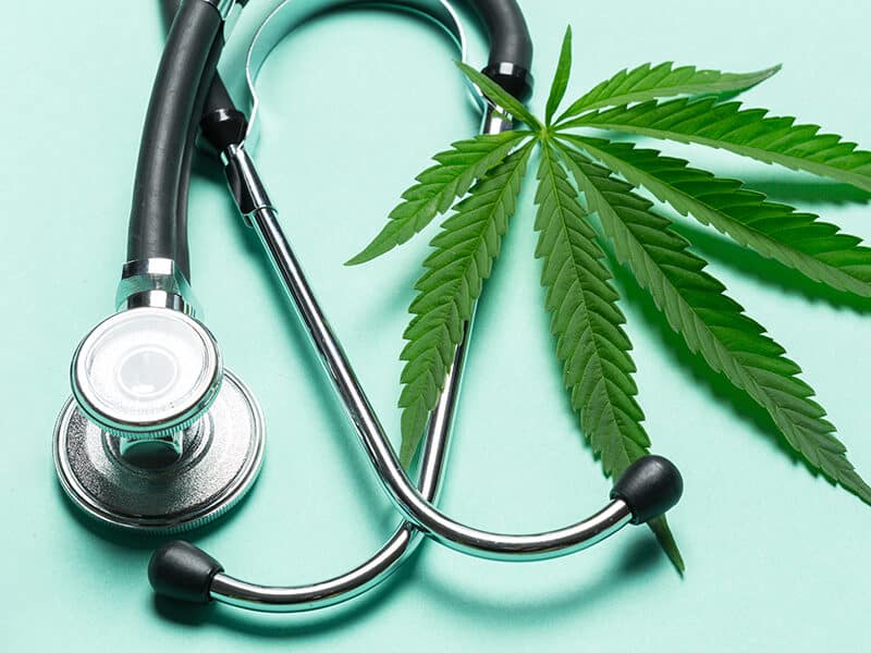 大麻と統合医療：アンドルー・ワイル博士に訊く